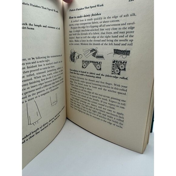 1952 Hardcover The Homemaker's Encyclopedia FASHION SEWING ON A BUDGET 342 Illus - Picture 2 of 5